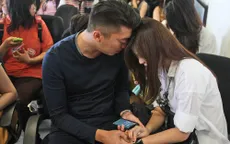 Máy bay AirAsia mất tích: Nước mắt tiếp tục rơi