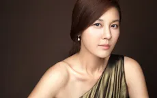 Kim Ha Neul xác nhận hẹn hò với doanh nhân trẻ