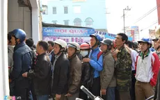 Chen lấn mua vé xem Công Phượng so tài vua phá lưới nội