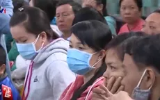 Thời tiết chuyển lạnh, hàng loạt người dân TP.HCM nhập viện