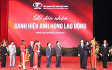 Tập đoàn Dệt May Việt Nam đón nhận danh hiệu Anh hùng Lao động
