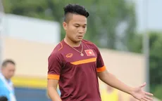 Tiền vệ U23 Việt Nam tập kỹ thuật sút rabona