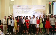 Dàn diễn viên 'Khúc hát mặt trời' rạng rỡ trong buổi họp báo tại Hà Nội