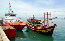 Cứu sống 12 thuyền viên trôi dạt 4 ngày trên biển