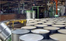 Bắt quả tang tàu nước ngoài bán dầu lậu