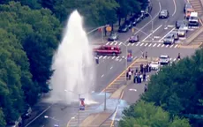 Vỡ đường ống, thác nước cao 12m xuất hiện giữa lòng New York