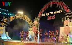Khai mạc Liên hoan dân ca Việt Nam năm 2015 khu vực Tây Nguyên
