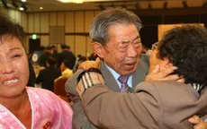 Xúc động với cuộc đoàn tụ gia đình ly tán 2 miền Triều Tiên
