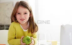 Trẻ em Mỹ thích ăn táo nhất
