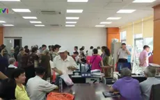 Hà Nội: Người dân B6 Giảng Võ nhận tiền tạm cư