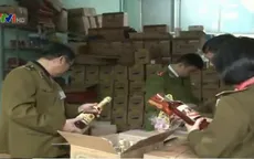 Hà Nội: Bắt quả tang và thu giữ hơn 20.000 chai rượu lậu
