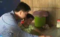 “Thần đồng” hơn 2 tuổi biết đọc thành thạo