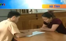 Hà Tĩnh: Nữ tài xế chở gỗ lậu chống đối công an