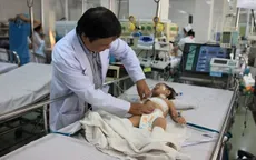 Quá tải tại các bệnh viện nhi ở TP.HCM