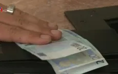 Đồng nội tệ Kazakhstan giảm giá mạnh