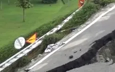 TP.HCM: Sườn dốc cầu vượt Thủ Đức sạt lở sau mưa lớn