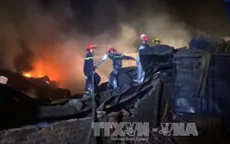 Cháy lớn công ty xây dựng ở Thanh Hóa, thiệt hại hàng tỉ đồng