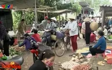 Rộn ràng phiên chợ quê huyện Thạch Thất, Hà Nội