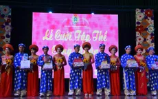 Đà Nẵng tổ chức lễ cưới tập thể cho 8 cặp đôi công nhân nghèo