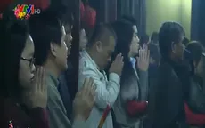 Giới trẻ Hà thành nô nức đi lễ chùa đầu năm
