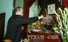 Dâng hương tưởng niệm 46 năm ngày mất của Chủ tịch Hồ Chí Minh