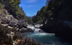 Argentina: Du lịch điêu đứng vì núi lửa Calbuco phun trào