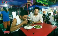 Cơm thịt quay chiên rau thập cẩm: Món ngon phổ biến tại Myanmar
