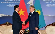 Thủ tướng hội kiến Tổng thống Kazakhstan