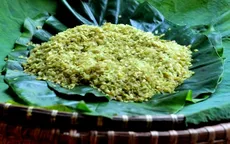 Hương cốm mới ùa về trong ngõ phố Hà Nội