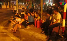 Người dân thức trắng đêm chờ xem diễu binh
