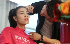 Thí Sinh Next Top Model hóa chuyên gia trang điểm “bất đắc dĩ”