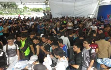 Hàng trăm thí sinh chen nhau đăng ký dự thi Không giới hạn - Sasuke 2016
