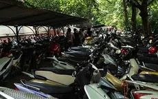 Bệnh viện Nhi Trung ương xử lý đơn vị trông xe thu quá quy định