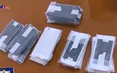 Hà Nội: Bắt giữ hàng chục iPhone 5 không rõ nguồn gốc