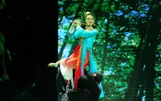 Ninh Dương Lan Ngọc "lột xác" trong Chung kết Bước nhảy hoàn vũ 2015