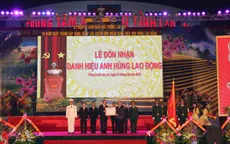 TP. Lào Cai đón nhận danh hiệu Anh hùng Lao động