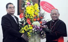 Thường trực Ban Bí thư chúc mừng Giáng sinh tại Hà Nội