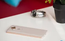 Những mẫu điện thoại độc đáo sở hữu tới... 2 màn hình