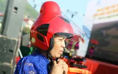 Ra mắt mẫu mũ bảo hiểm dành riêng cho phụ nữ dân tộc Thái