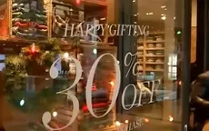 Người Mỹ tưng bừng mua sắm trong ngày Black Friday