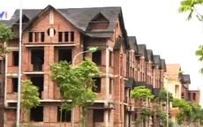 Biệt thự tiền tỉ cho thuê giá… bèo