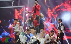 Các sao nhí nhảnh tại hậu trường Gặp gỡ VTV 2015