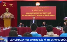 Chủ tịch Ủy ban TƯ MTTQ Việt Nam Nguyễn Thiện Nhân gặp gỡ đoàn HS dự các kỳ thi Olympic quốc tế