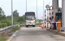 Tạm dừng đặt trạm thu phí không đủ khoảng cách 70 km