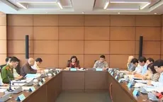 Quốc hội thảo luận về tình hình kinh tế - xã hội 5 năm tới