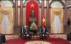 Chủ tịch nước tiếp Thống đốc thành phố Saint Petersburg, Nga