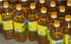 Hà Nội: Bắt hàng nghìn chai dầu ăn bẩn chờ mang đi tiêu thụ