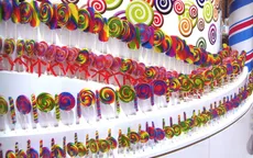 Những cửa hàng kẹo long lanh nhất thế giới
