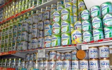 Giá sữa giảm từ 1-5,5% sau khi loại chi phí quảng cáo