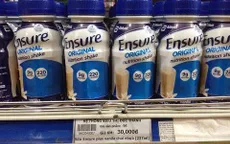 Hà Nội: Thu giữ hơn 27.000 lon sữa Ensure dạng nước nhập lậu